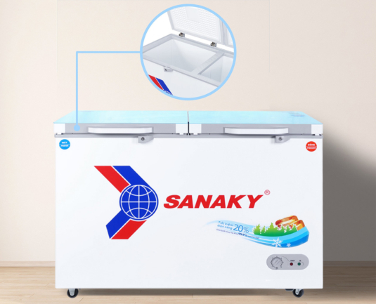Tủ đông Sanaky 260 lít VH-3699W2KD có lòng tủ côi phẳng hạn chế đóng tuyết